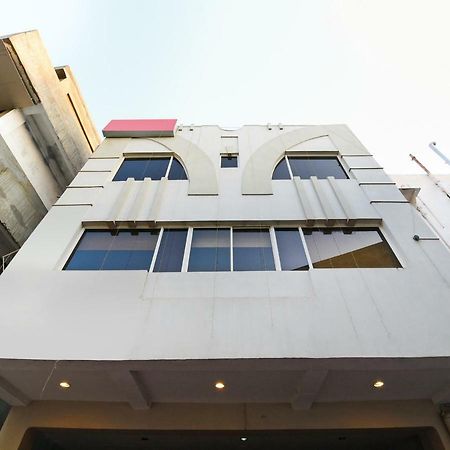 Oyo 28856 Manjeera Inn Višákhapatnam Exteriér fotografie